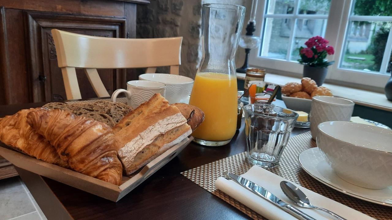 Manoir De Pierreville Audouville-la-Hubert Exteriör bild