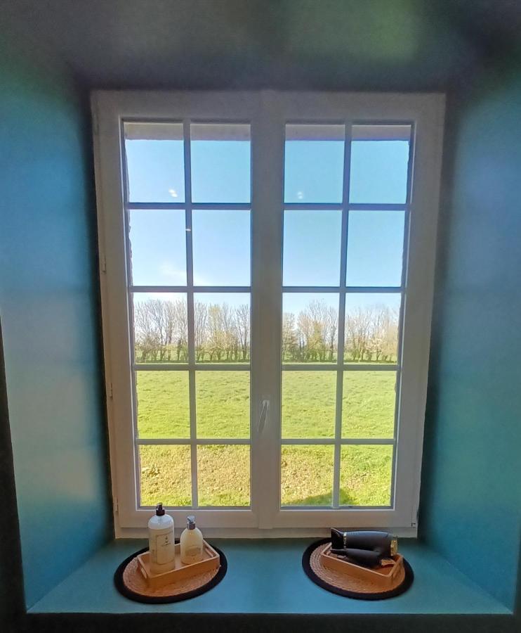 Manoir De Pierreville Audouville-la-Hubert Exteriör bild